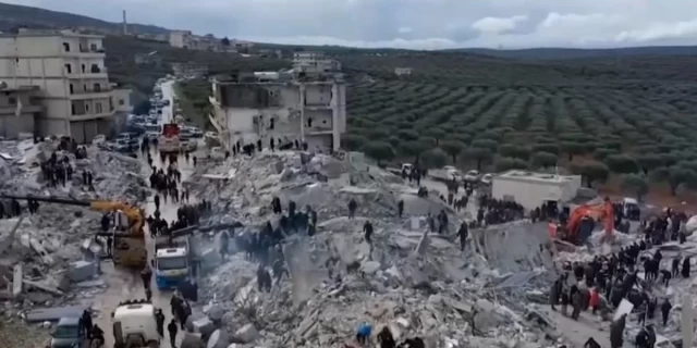 Σεισμός στην Τουρκία: «Είχαμε κάποιους νεκρούς, αλλά ακόμη...» - Σοκάρουν οι μαρτυρίες των Ελλήνων επιζώντων