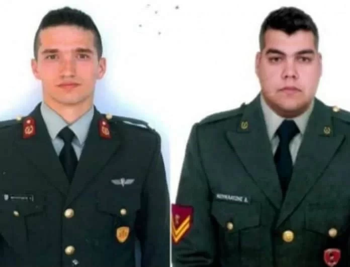 Πανελλήνιο - σοκ: Σοκάρει η εικόνα του ενός Έλληνα στρατιωτικού! Σκελετωμένος μέσα στις τουρκικές φυλακές!