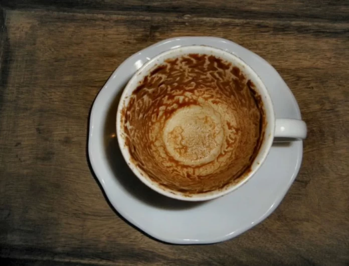 Μην πετάτε το κατακάθι του καφέ - 9 μυστικά από τις γιαγιάδες μας