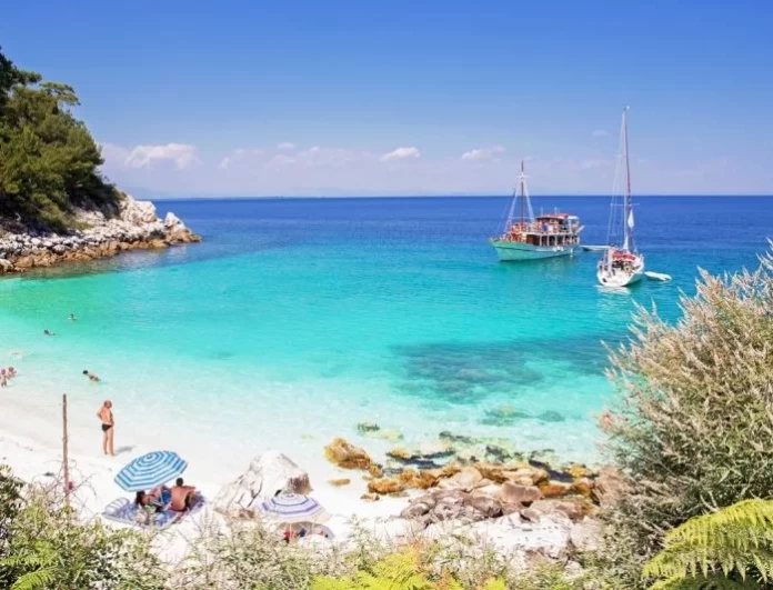 Φθηνές διακοπές: Τα 13 νησιά της Ελλάδας που θα πληρώνεις μόνο 25 ευρώ την ημέρα