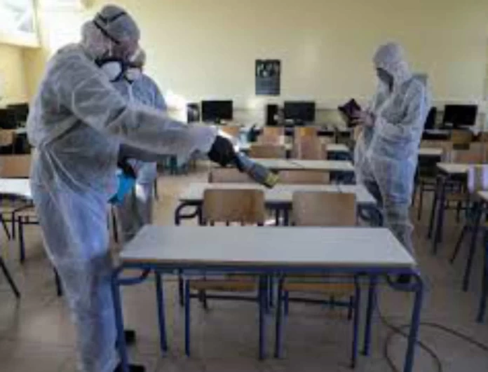 Κορωνοιός: Καθηγητές στην Πάτρα θετικοί στον ιό - Κλείνουν σχολεία!