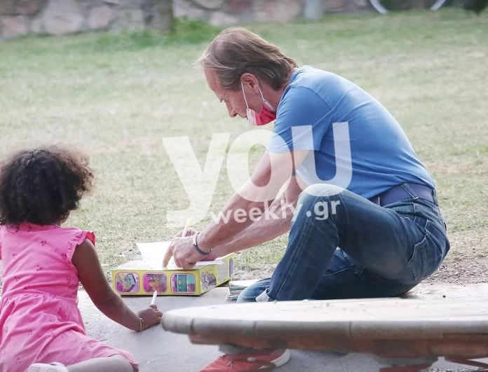 Ντίνος Αυγουστίδης: Σπάνιο φωτογραφικό υλικό με την 4χρονη υιοθετημένη κόρη του, Αλκυόνη