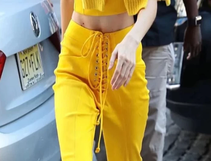 Lace up pants κίτρινο χρώμα