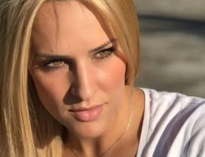 Μισή έχει μείνει η Έλενα Ασημακοπούλου - Πανικός με τις αρετουσάριστες φωτογραφίες της