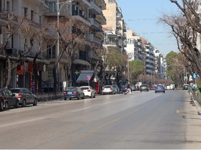 Θεσσαλονίκη: Μητέρα βρέθηκε νεκρή στη μπανιέρα από τον γιο της