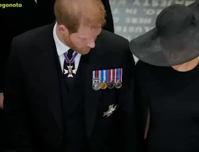 Η στιγμή που η Μέγκαν Μαρκλ δάκρυσε στην κηδεία βασίλισσας Ελισάβετ - Η φωτογραφία που έχει γίνει viral