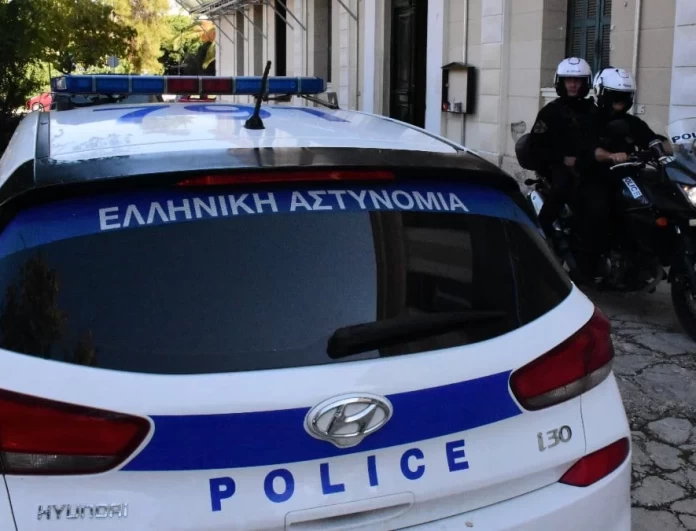 Κολλέγιο Αθηνών: Εισβολή με μαχαίρι στο προαύλιο - Κλείδωσαν τα παιδιά στις αίθουσες