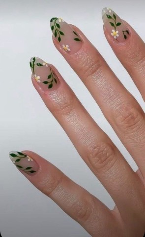 Floral Nails 