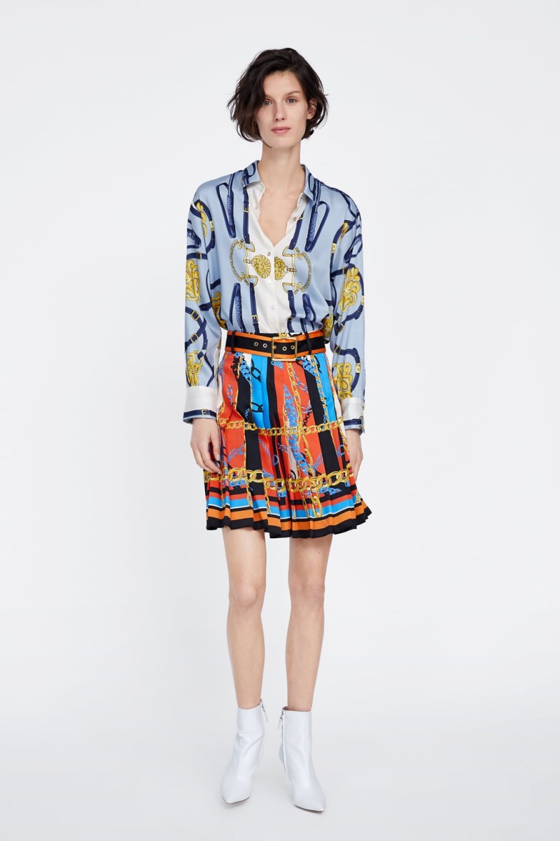 Μίνι Zara φούστα από τη νέα ανοιξιάτικη συλλογή κολεξιόν