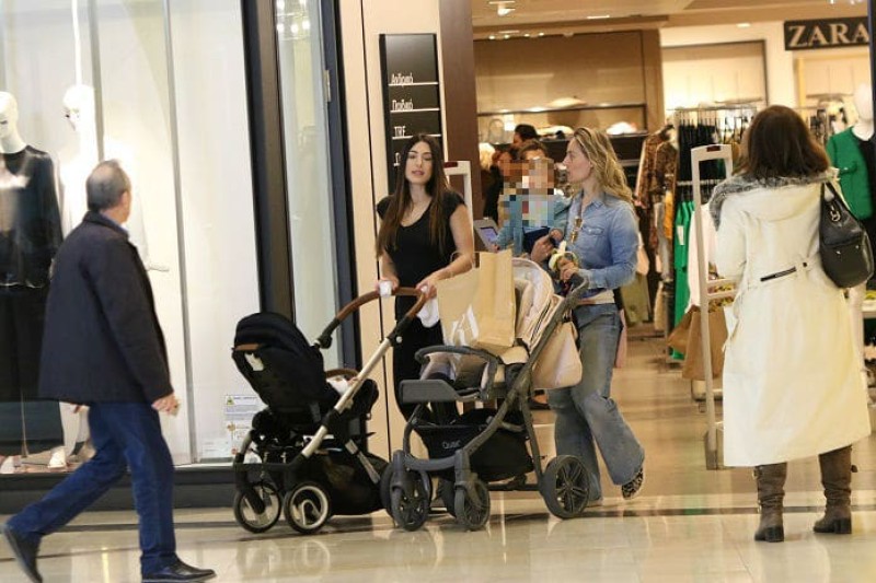 Φλορίντα Πετρουτσέλι - Ελεονώρα Μελέτη: Η ανησυχία για τα παιδιά τους! Αναγκάστηκαν να διακόψουν τα ψώνια και να φύγουν τρέχοντας...