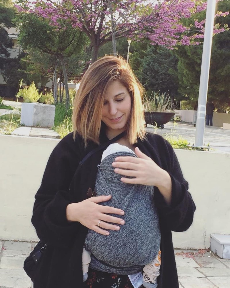  Κατερίνα Παπουτσάκη: Βόλτα με τον νεογέννητο γιο της! Οι τρυφερές φωτογραφίες!