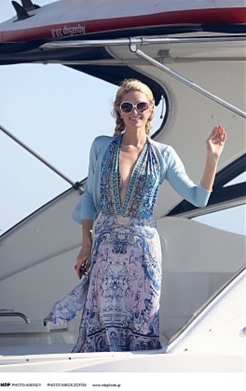 Paris Hilton: Δεν περνάει μέρα από πάνω της! Δείτε πως είναι στα 38 της!