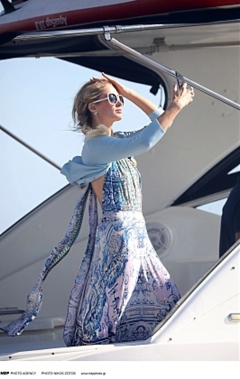 Paris Hilton: Δεν περνάει μέρα από πάνω της! Δείτε πως είναι στα 38 της!