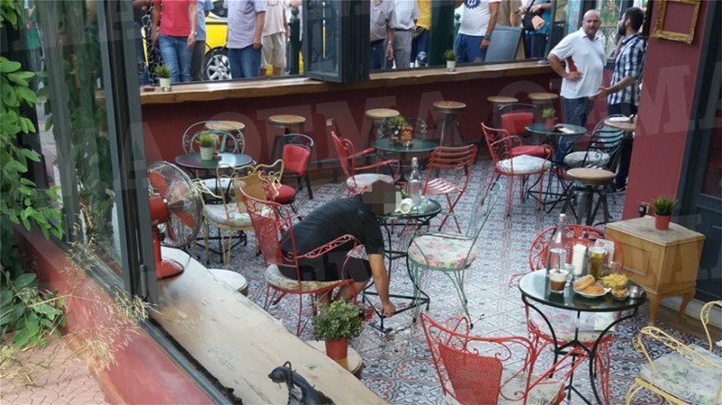 Μάνος Παπαγιάννης: Δολοφονία σοκ στην καφετέριά του! Εικόνες που κόβουν την ανάσα!