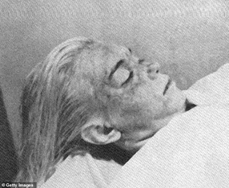 Σκάνδαλο με την Μέριλιν Μονρόε! Φωτογραφίες με το νεκρό, γυμνό της σώμα μόλις κυκλοφόρησαν!