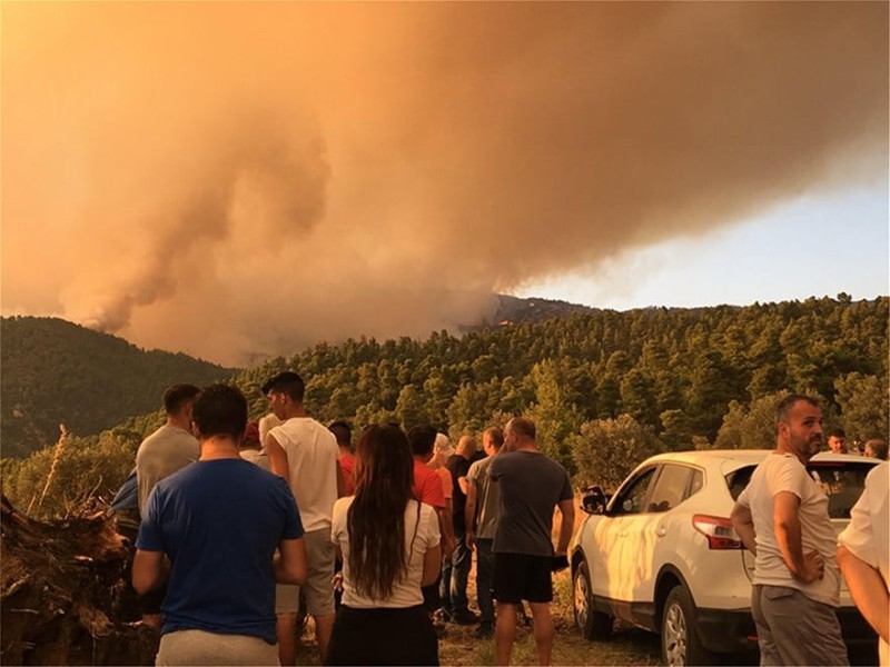 Φωτιά στην Εύβοια: Τρίτη ημέρα που καίει τα πάντα στο πέρασμα της! Πως θα δράσει η Πυροσβεστική;