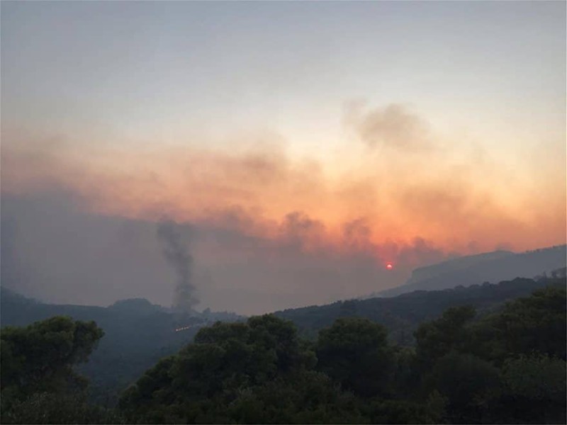 Φωτιά στην Ζάκυνθο: Ολονύχτια «μάχη» με τις φλόγες! Καμένα σπίτια και γενικές καταστροφές!