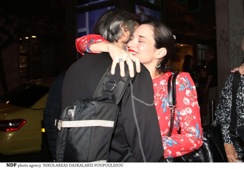 Ο φωτογραφικός φακός «τσάκωσε» πρώην ζευγάρι της ελληνικής showbiz σε τρυφερές στιγμές!