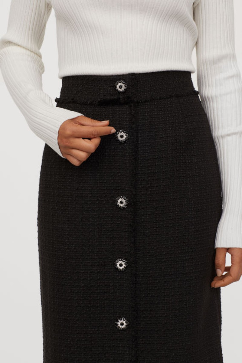 H&M μαύρη φούστα με κουμπιά 