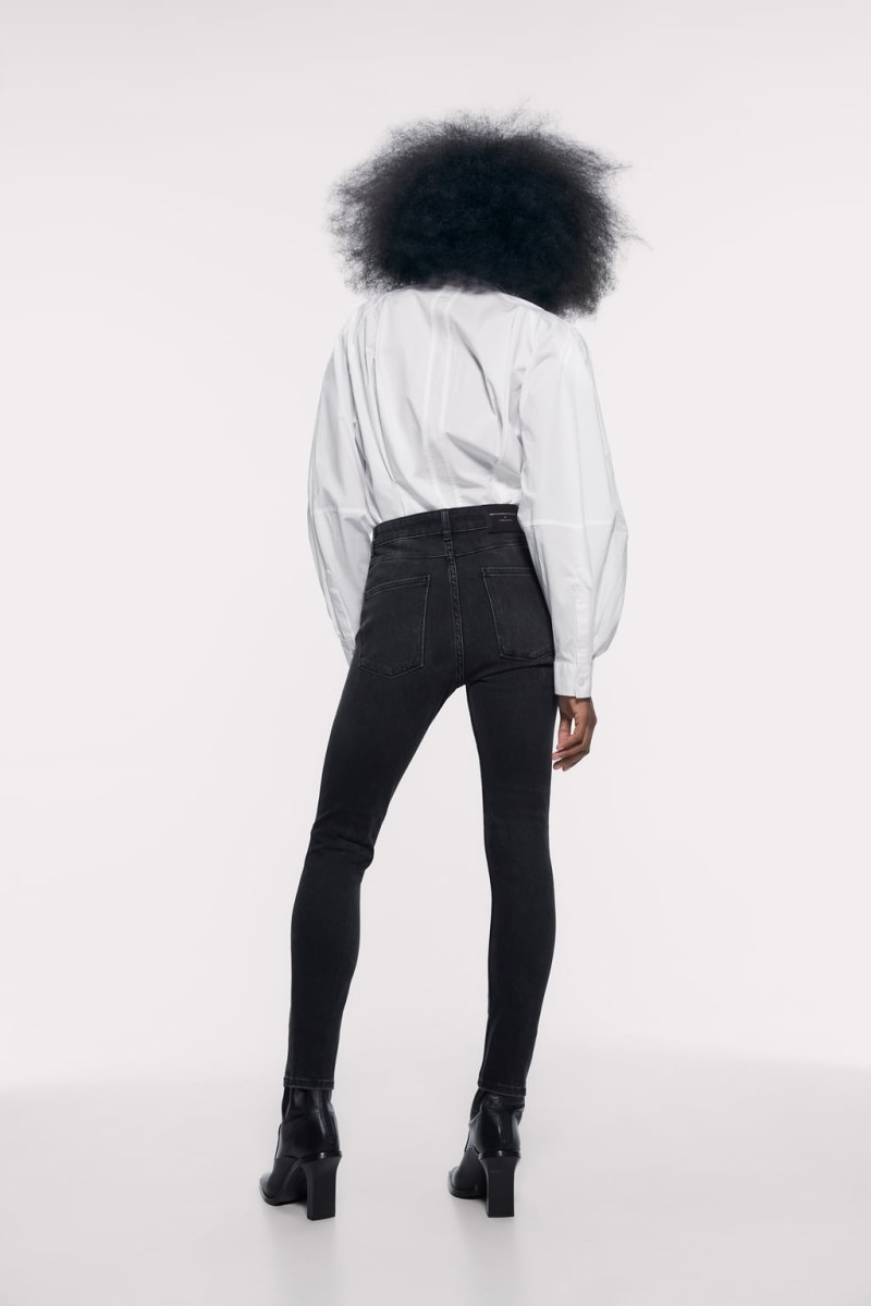 Μαύρο παντελόνι Zara