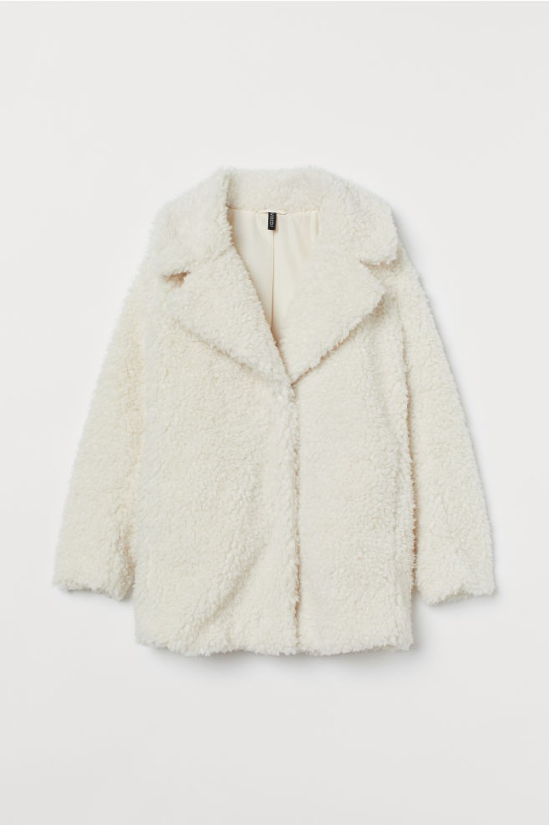  H&M λευκό teddy bear coat  στα καταστήματα για αγορές το χειμώνα