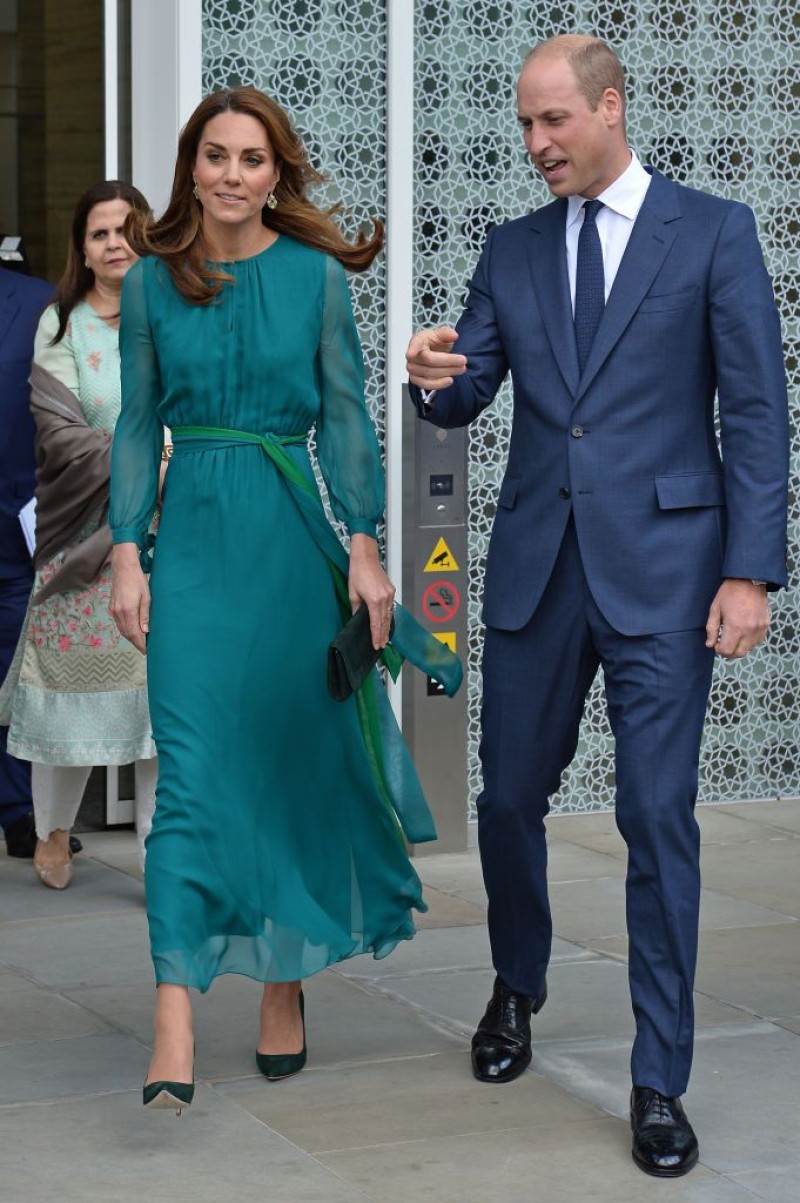 Kate Middleton φόρεμα William