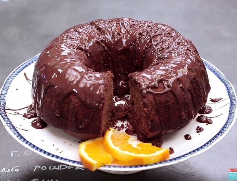 Νηστίσιμο κέικ πορτοκάλι σοκολάτα από Αργυρώ Μπαρμπαρίγου