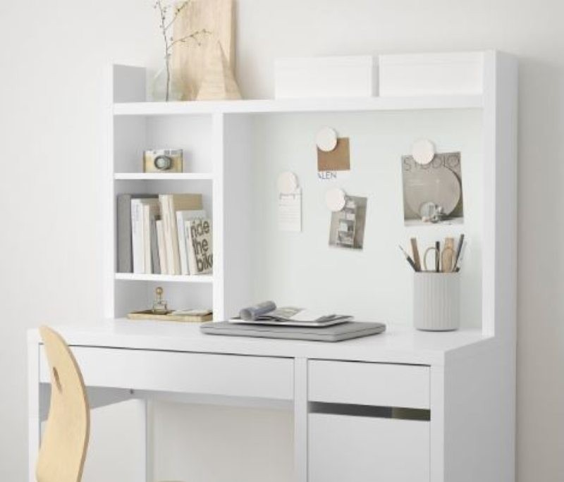 άσπρο γραφείο ραφιέρες IKEA