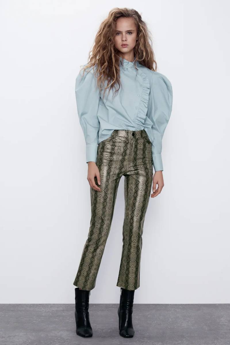 Παντελόνι Zara με τύπωμα φιδιού