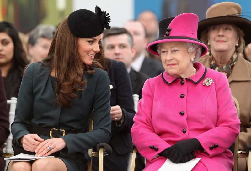 Kate Middleton κόντρα Βασίλισσα Ελισάβετ