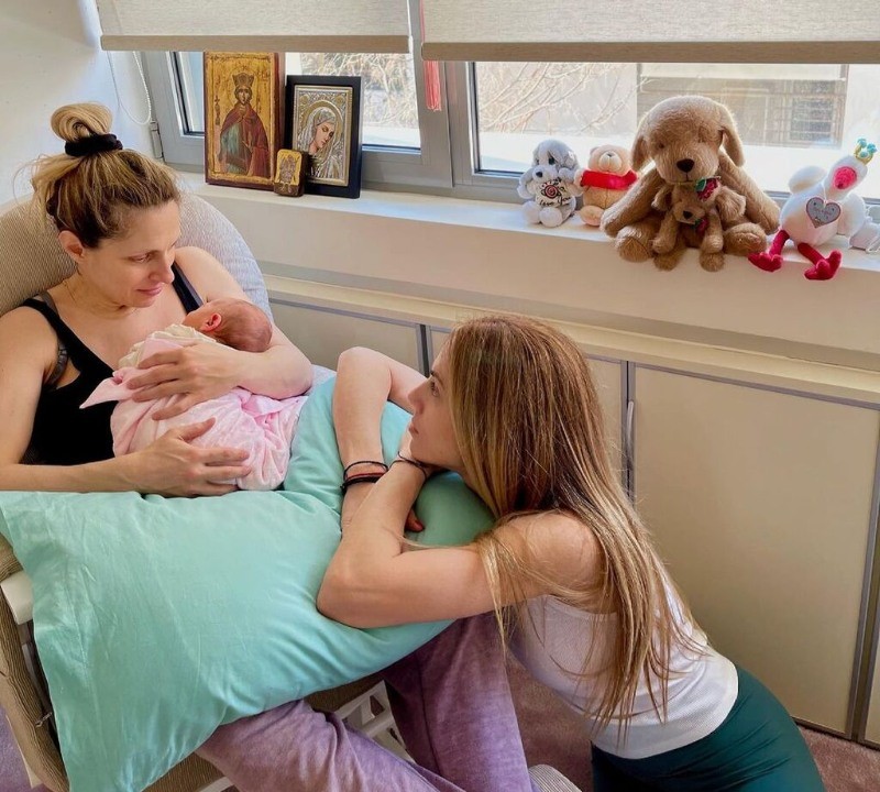 Ντορέττα Παπαδημητρίου η νέα φωτογραφία με την νεογέννητη ανιψιά της