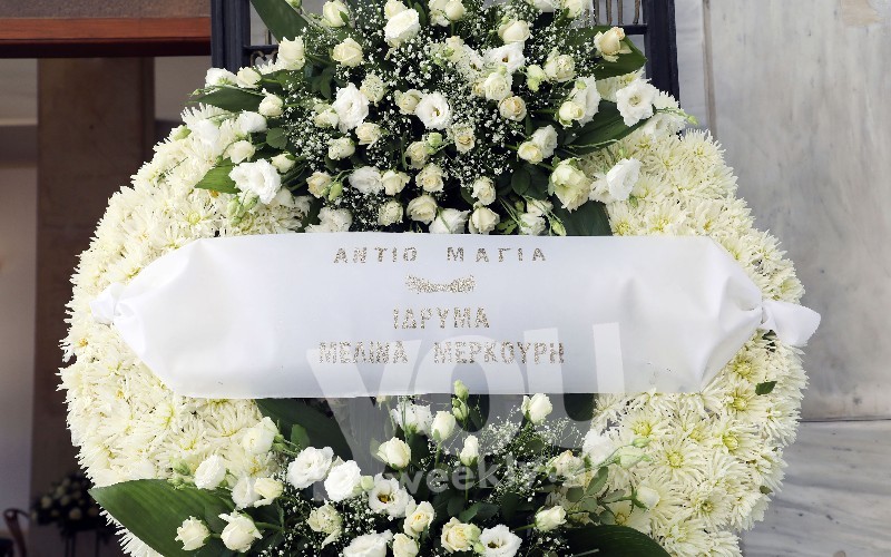 Θρήνος στην κηδεία της Μάγιας Λυμπεροπούλου