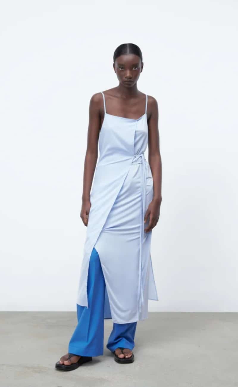 γαλάζιο φόρεμα από τα Zara 