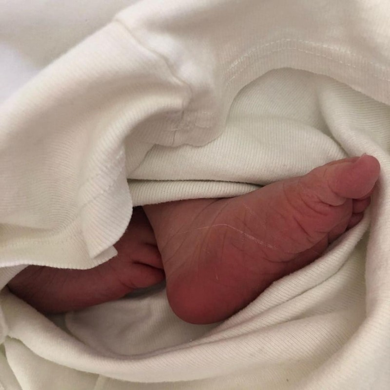 Ναστάζια Δαρίβα - Δείχνει πρώτη φορά το μωράκι τους