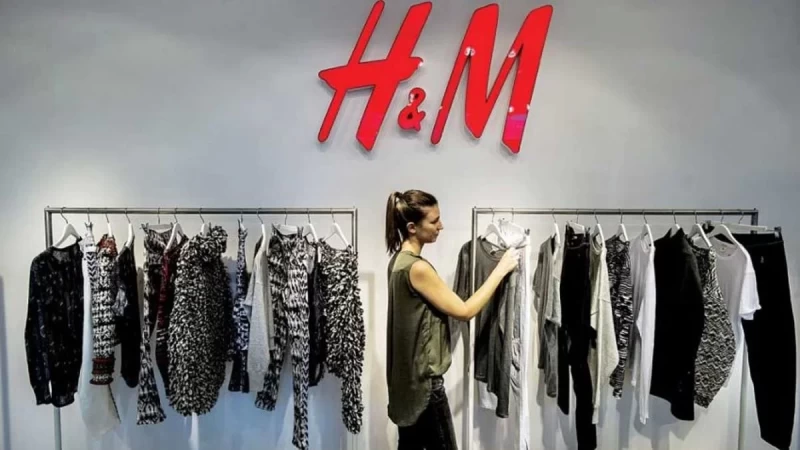 «Αναστάτωση» με τις μπότες του H&M - Είναι η τελευταία λέξη της μόδας