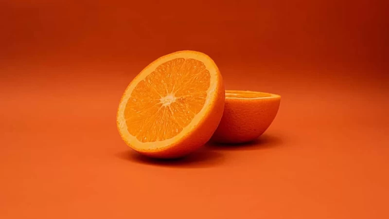 Έχει λεμόνι και πορτοκάλι - Το αδυνατιστικό ρόφημα που θα σου «λύσει» τα χέρια