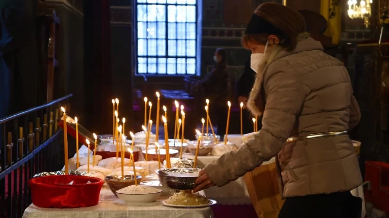 Κορωνοϊός: Πώς θα κάνουμε Πάσχα - Τι ισχύει για εκκλησίες και διασκέδαση
