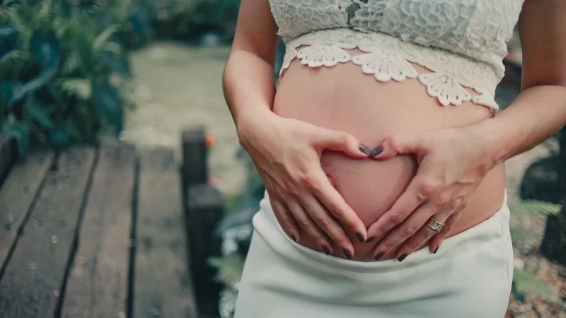 Προκαλεί μέχρι και αποβολή: Τι δεν πρέπει να καταναλώνετε κατά την διάρκεια της εγκυμοσύνης