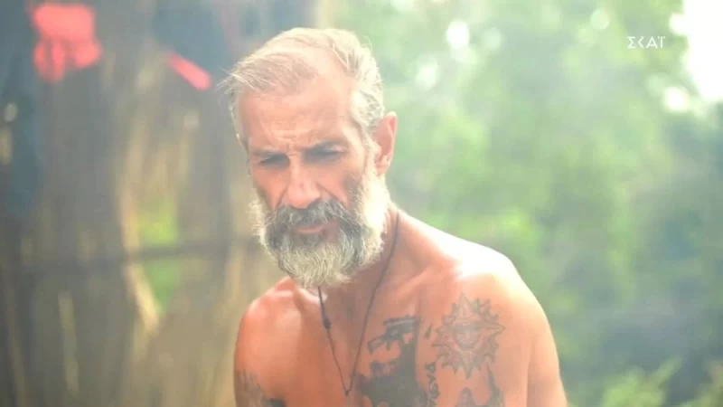 Survivor 5: Ο Τάκης Καραγκούνιας τα χάνει - Φτιάχνει τη δική του καλύβα και αποχωρεί από τους Κόκκινους