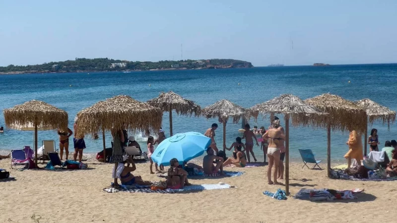 Μην αφήσετε τα παιδιά σας να κολυμπήσουν - Αυτές είναι οι 12 ακατάλληλες παραλίες στην Αττική