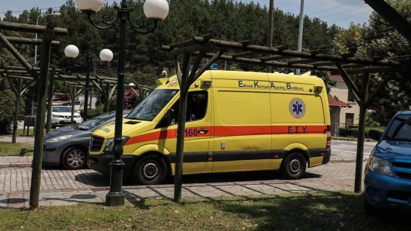 Σύβοτα: Νεκρή τουρίστρια από πτώση με αλεξίπτωτο 