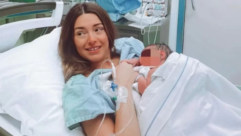 Αχώριστη η Ιωάννα Σιαμπάνη με το νεογέννητο γιο της - Οι νέες τρυφερές φωτογραφίες μέσα από το μαιευτήριο