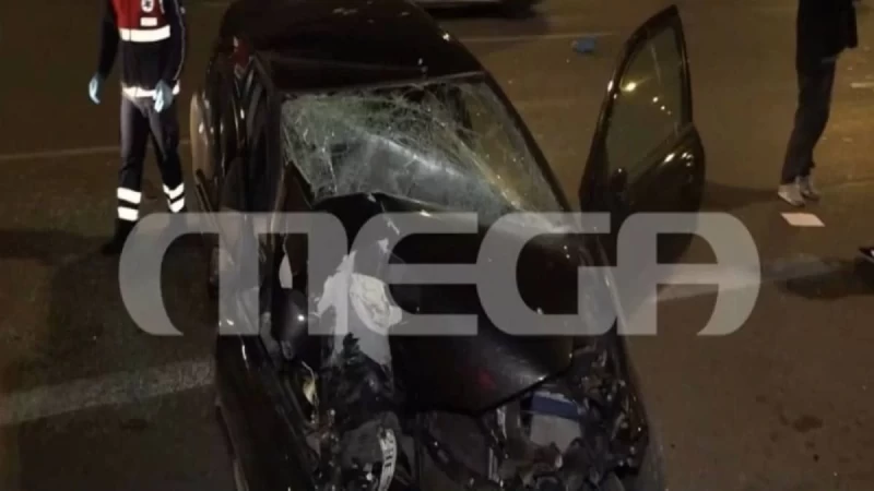 Σοβαρό τροχαίο στη Λεωφόρο Συγγρού - Αυτοκίνητο έπεσε πάνω σε κολώνα