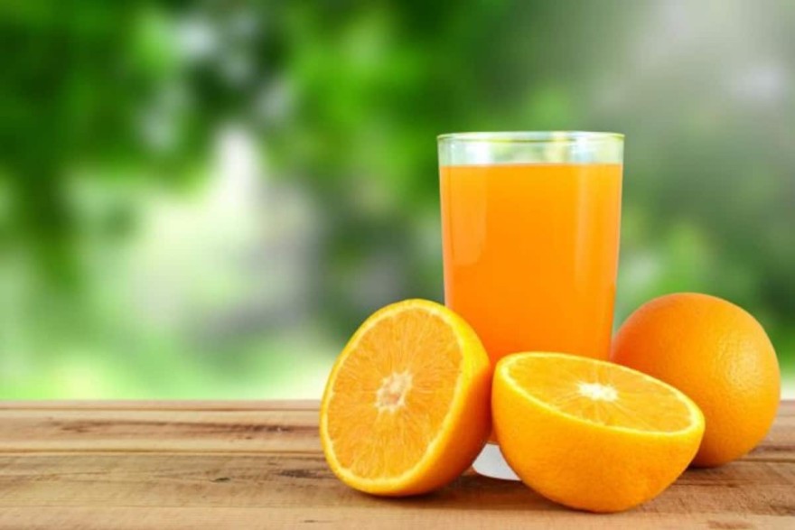 Γιατί δεν πρέπει να πίνεις χυμό πορτοκάλι μετά τις 9 το βράδυ
