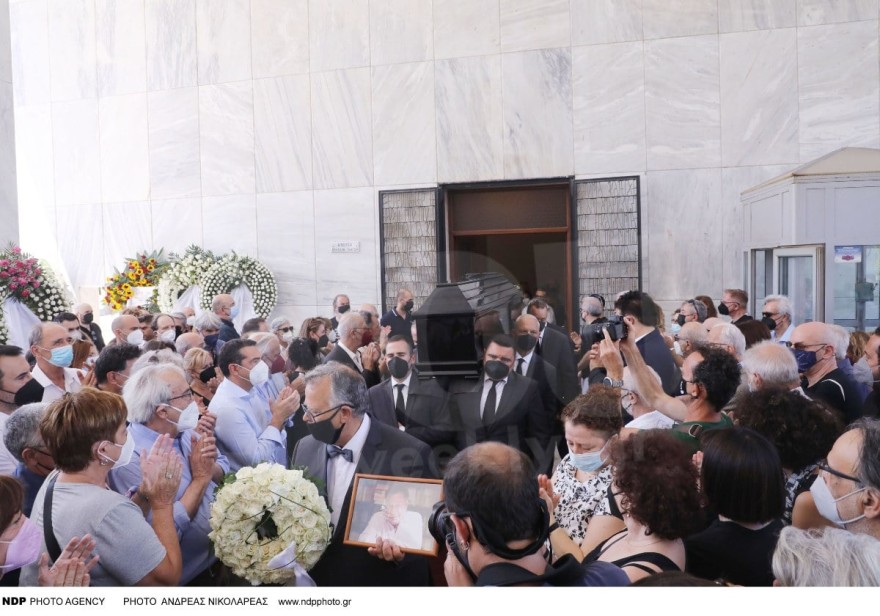 Ηλίας Νικολακόπουλος κηδεία