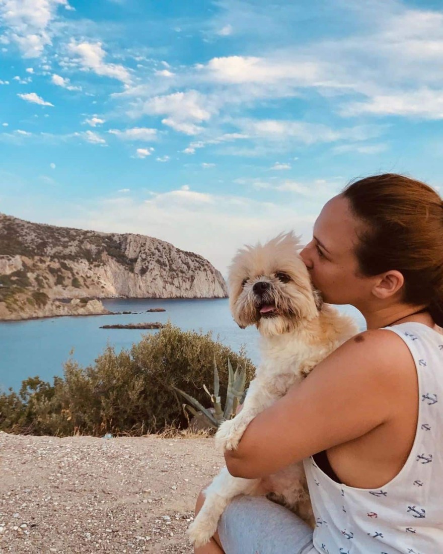 Το 'αντίο' της Κλέλιας Πανταζή στον σκυλάκο της 