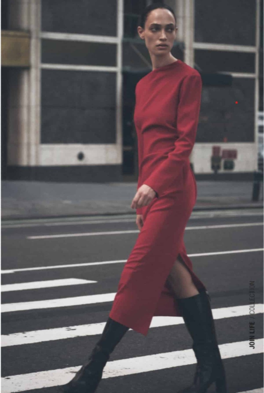 Το απόλυτο κόκκινο φόρεμα από τα Zara