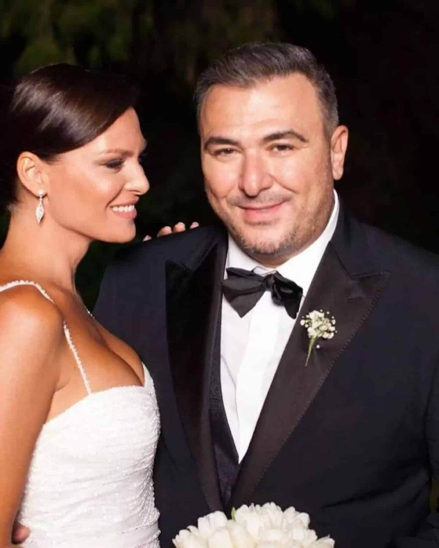 Ρέμος και Μπόσνιακ πανευτυχείς στον γάμο τους