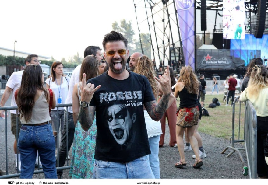 Σάλος με την εμφάνιση του Ρόμπι Γουίλιαμς στο Rockwave Festival - Η προσβλητική ατάκα για του Έλληνες