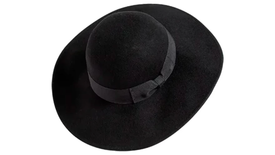 μαύρο καπέλο